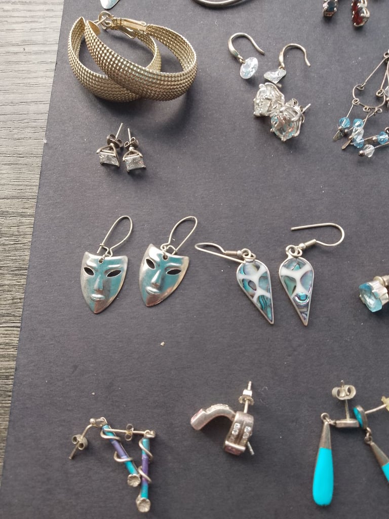Job lot of 925 silver earrings 