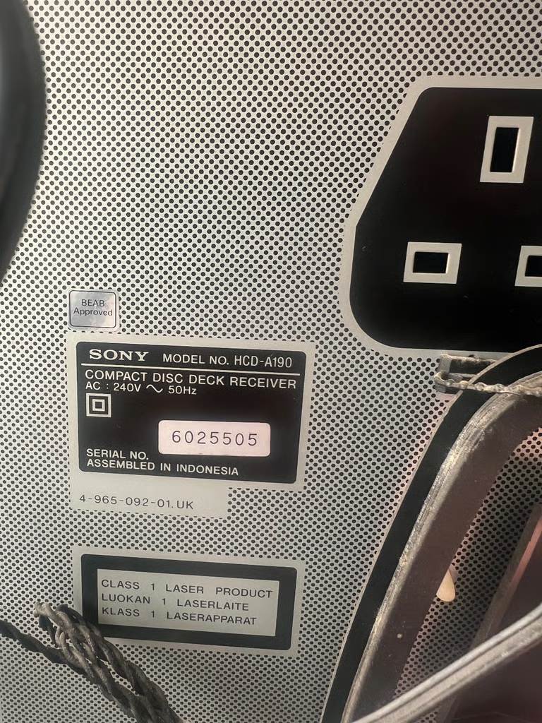 Retro Sony LBT-A190 Full Hifi System with speakers CD, radio tuner & tape deck and record player