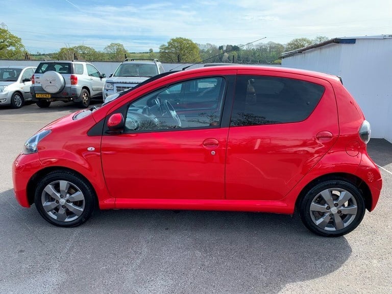 Toyota AYGO VVT-I MOVE WITH STYLE