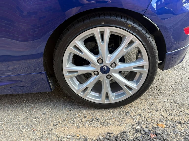 2015 Ford Fiesta 1.0 EcoBoost 125 Zetec S 3dr HATCHBACK Petrol Manual