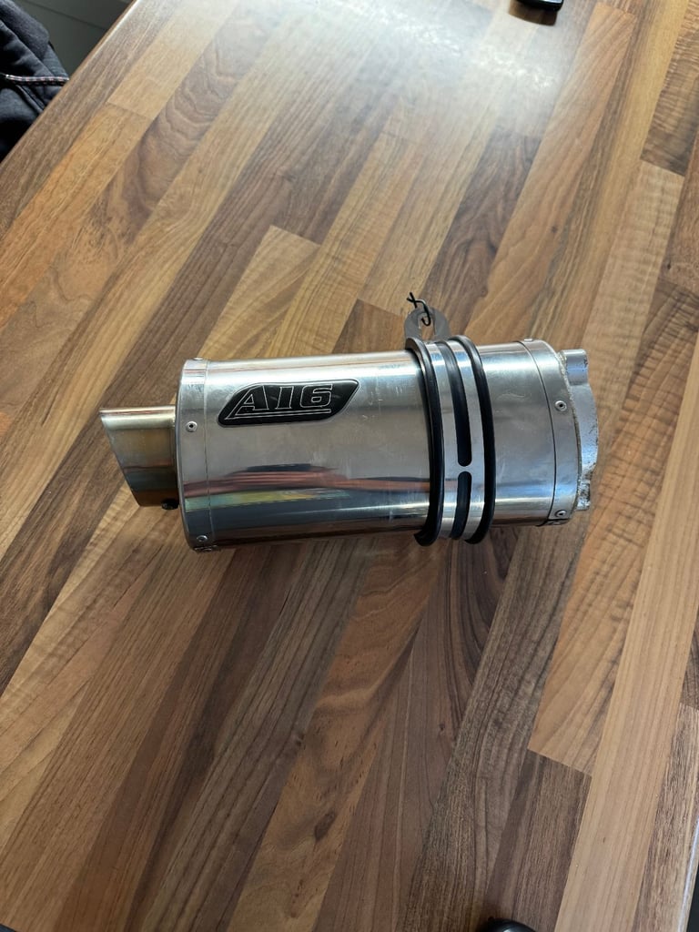 Kawasaki ZRX1100 Stubby Exhaust