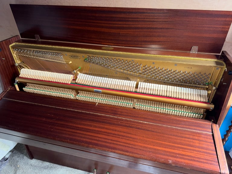 Knight FREE DELIVERY FREE STOOL TUNED 