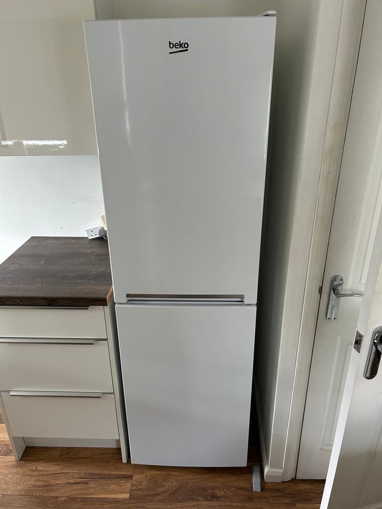 image for Fridge freezer freestanding 