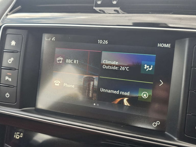 2017 Jaguar F-Pace 2.0 F-PACE R-Sport AWD D Auto 4WD 5dr SUV Diesel Automatic