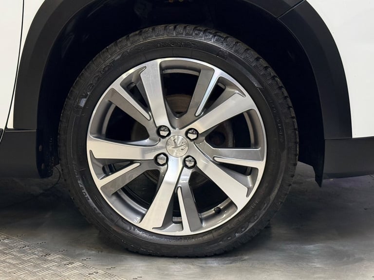 2016 Peugeot 2008 1.6 BlueHDi Allure SUV 5dr Diesel Manual Euro 6 (100 ps) -