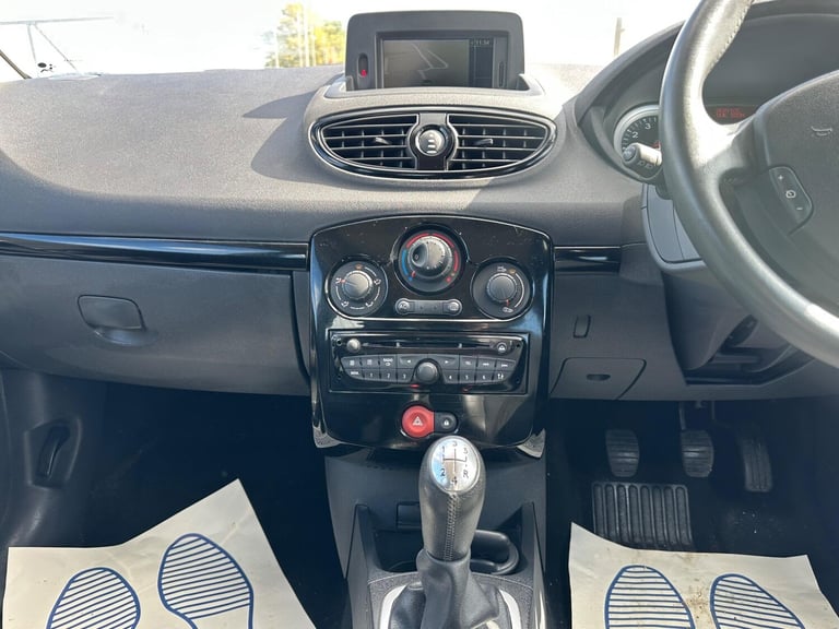 2012 Renault Clio 1.2 Dynamique TomTom Euro 5 3dr HATCHBACK Petrol Manual