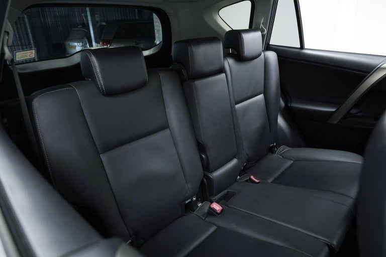 2014 Toyota RAV4 2.0 D-4D Invincible 5dr ESTATE DIESEL Manual