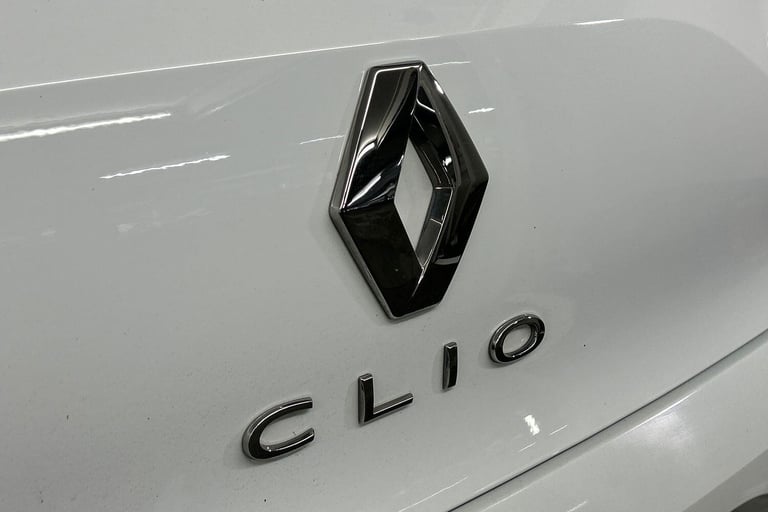 2023 Renault Clio 1.6 E-TECH Evolution Hatchback 5dr Petrol Hybrid Auto Euro 6 (s/s) (145 ps) HAT...
