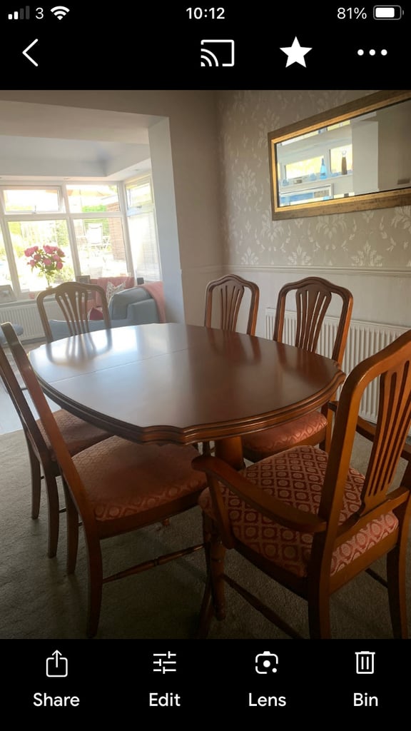 image for Dining table extendable with 6 chairs - Vermont Cherry wood finish.  As new condition.