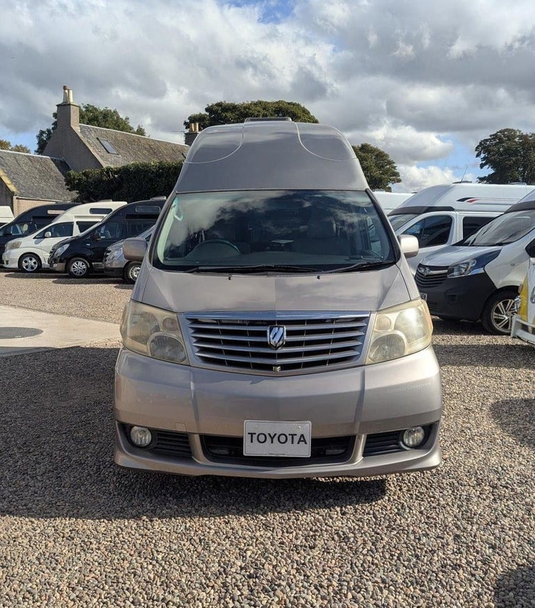 2004 TOYOTA ALPHARD CAMPERVAN