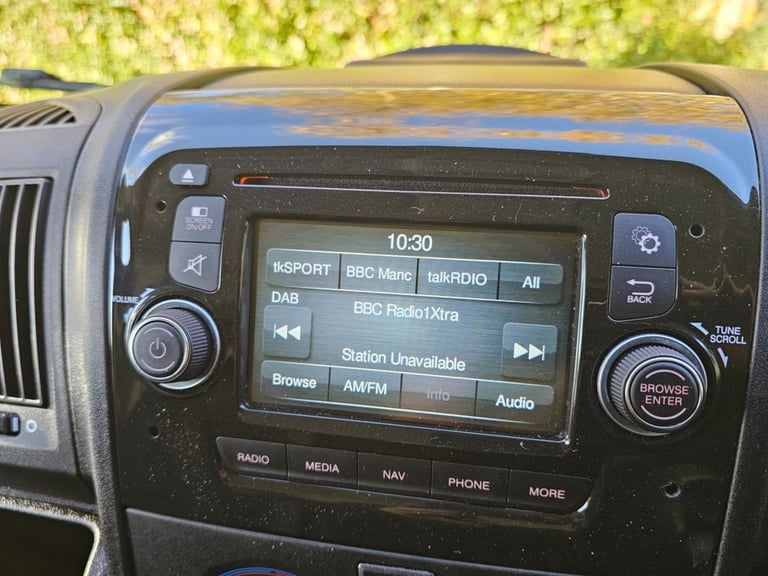 2019 Peugeot Boxer 2.0 BlueHDi 335 Professional Panel Van 5dr Diesel Manual L2 H2 Euro 6 (130  PA...