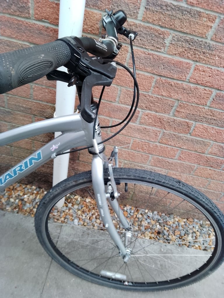 Ladies Marin Larkspur 6061 Aluminium Frame Hybrid City Commuter Bike Bicycle