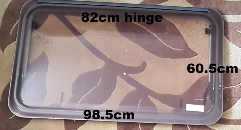 Large selection of caravan windows. Various sizes with various prices.