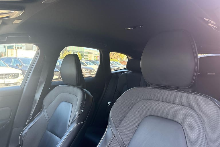 2022 Volvo XC60 2.0 B5 MHEV Plus SUV 5dr Petrol Hybrid Auto AWD Euro 6 (s/s) (250 ps) ESTATE Petr...