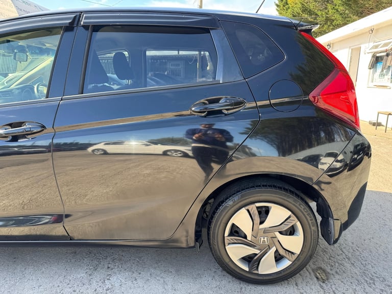 2014 Honda Fit JAZZ 1.5 HYBRID Hatchback Petrol/Electric Hybrid Automatic