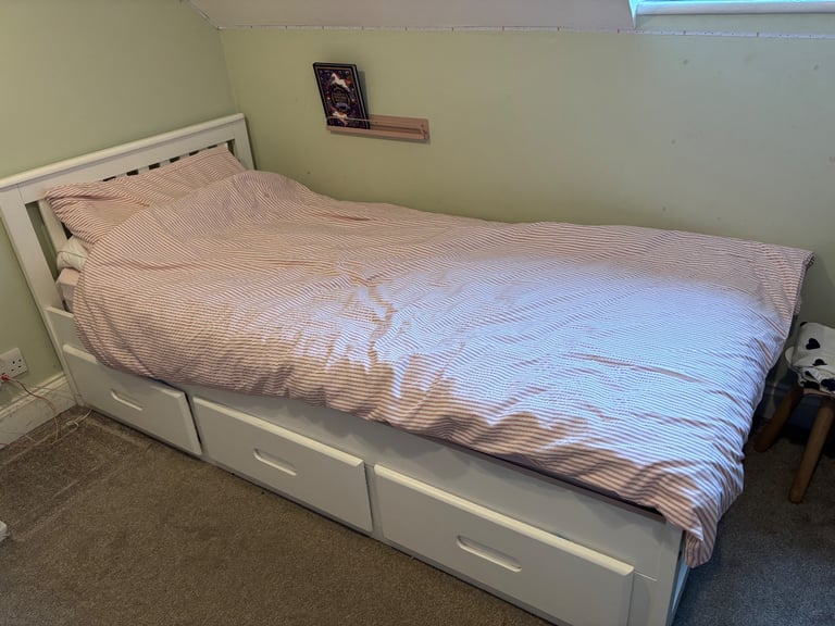 image for Single cabin bed with free mattress