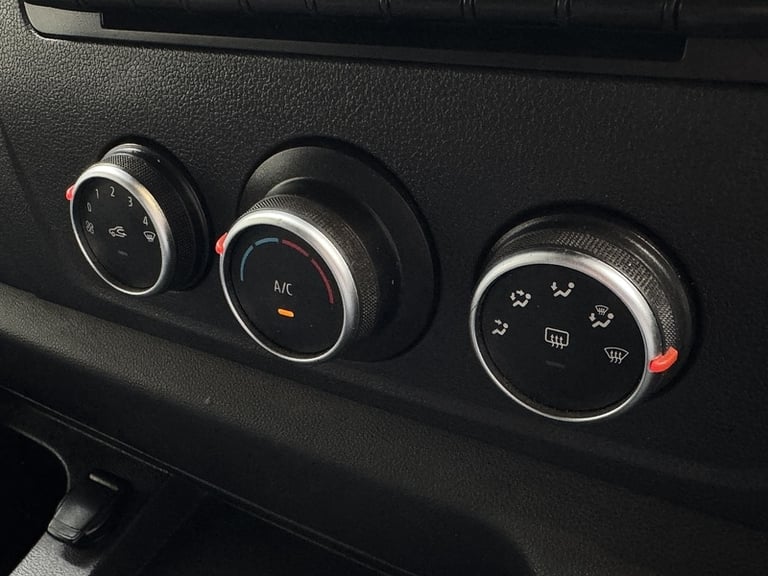 2021 Nissan NV400 dCi 35 Tekna Panel Van Diesel Manual