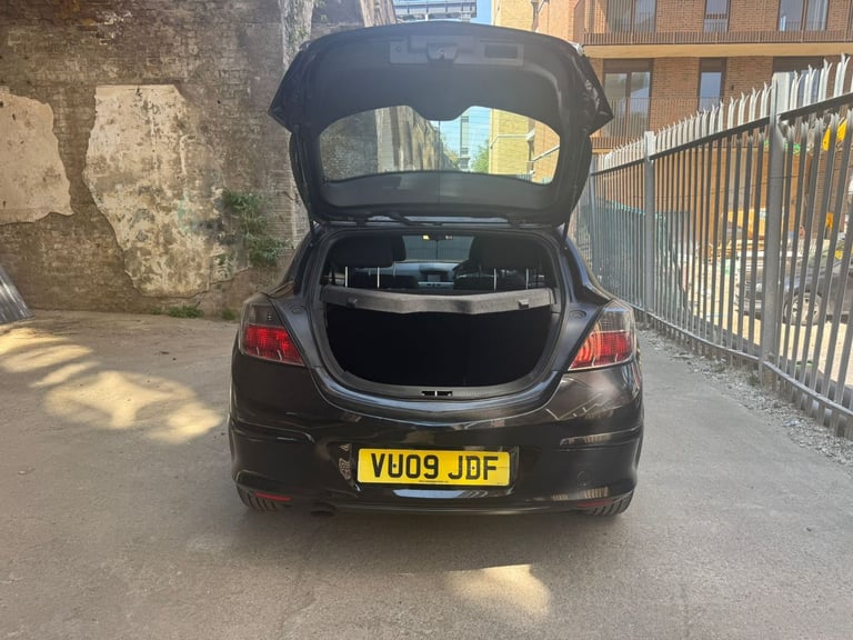 Vauxhall, ASTRA, Hatchback, 2009, Manual, 1598 (cc), 3 doors