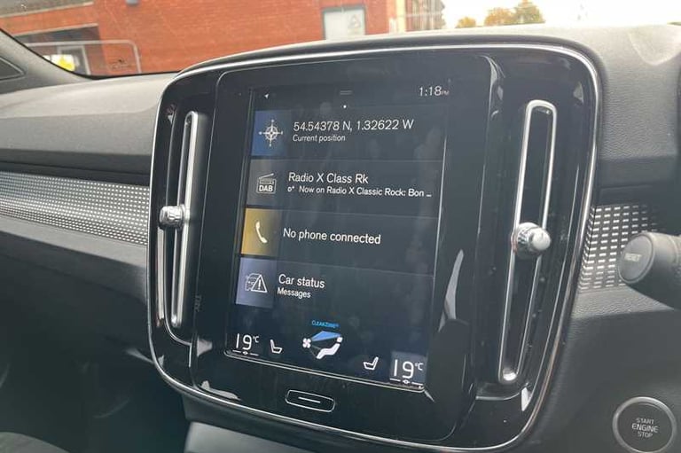 2020 Volvo XC40 1.5h T5 Twin Engine Recharge 10.7kWh R-Design Pro SUV 5dr Petrol Plug-in Hy SUV H...