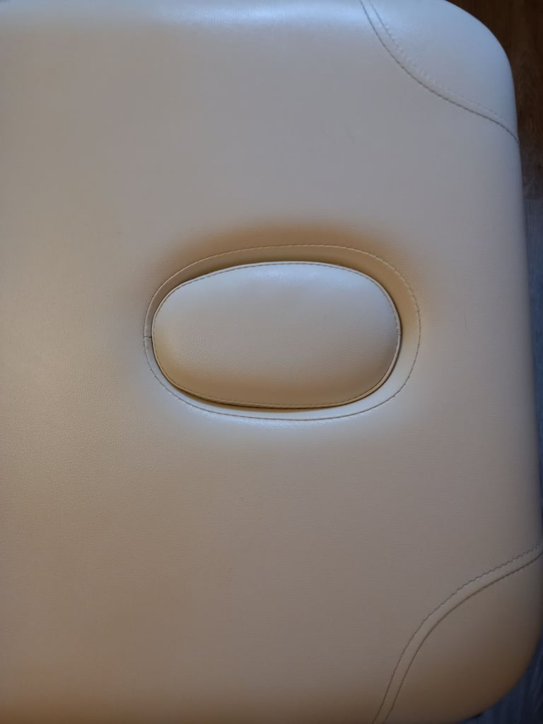 CREAM massage couch - mobile