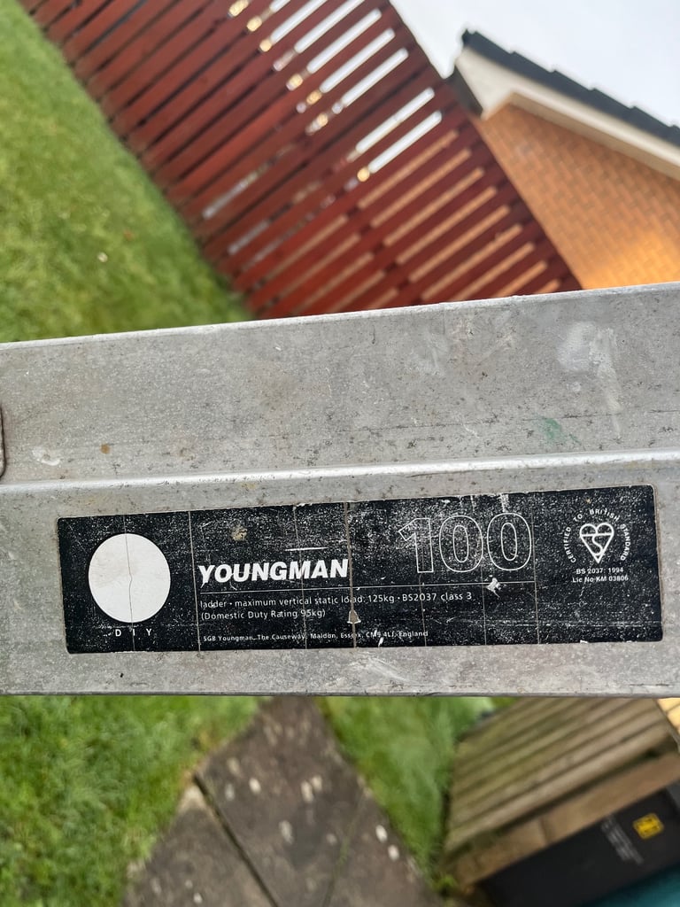 7.3 meters youngman double extension ladder