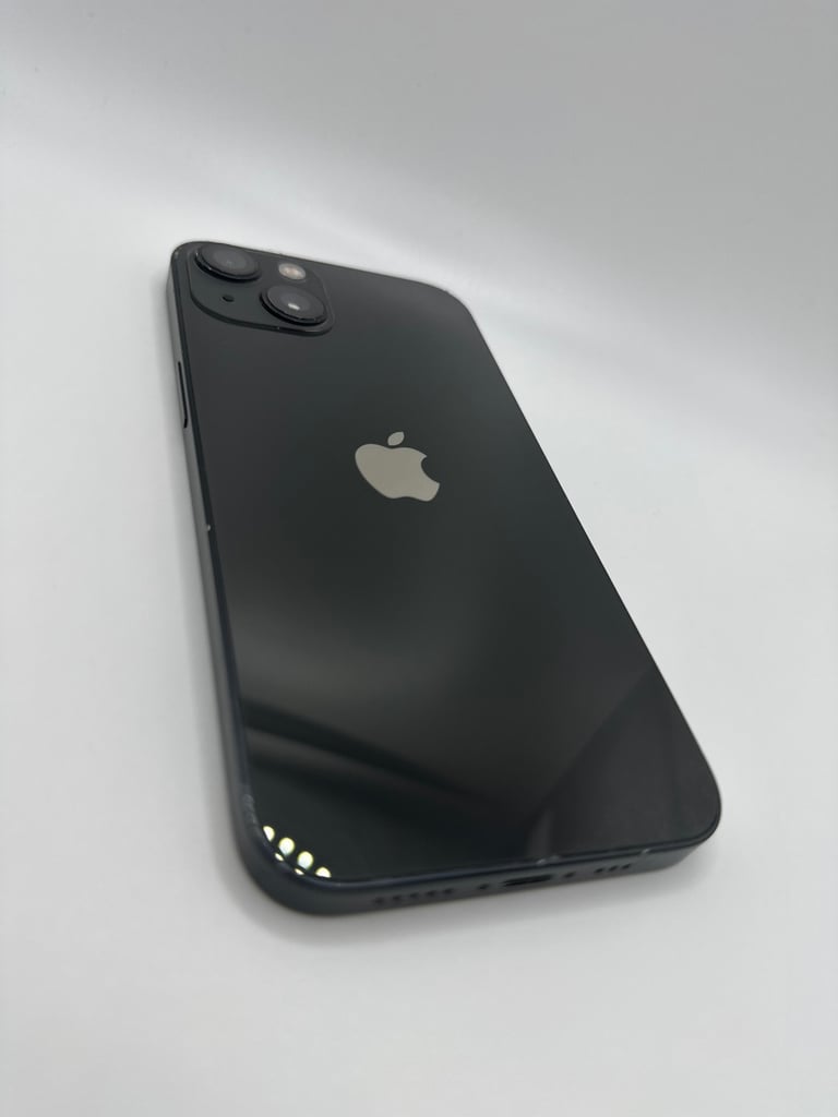 PRISTINE: Apple iPhone 13, 128gb, Black (UNLOCKED)