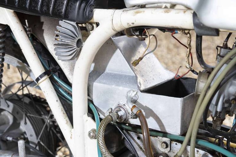 1973 NORTON DOMIRACER PETROL Manual