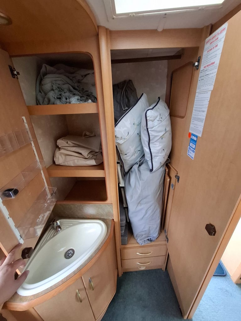 2004 ABBEY Vogue GTS 416 4 berth caravan with full size AWNING and MOTOR MOVER