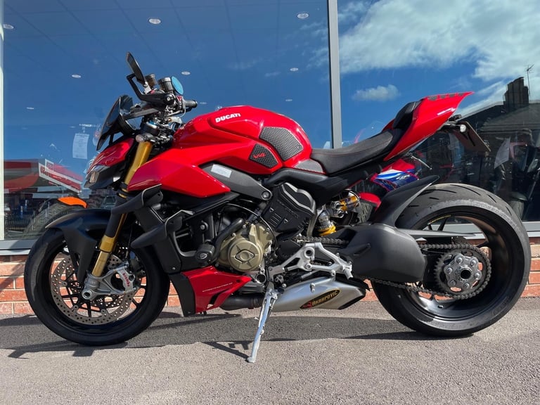 Ducati Streetfighter V4 S