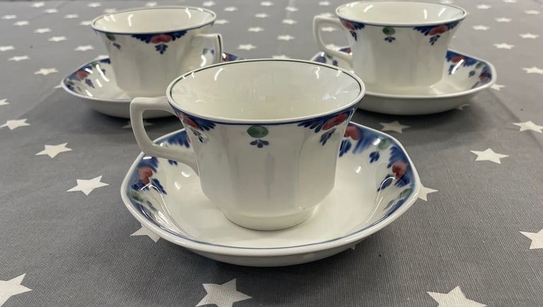 image for X3 Adam’s Veruschka Teacups And Saucers