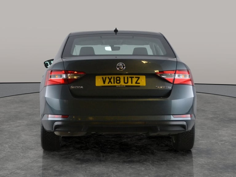 2018 Skoda Superb 1.4 TSI ACT SE Hatchback 5dr Petrol Manual Euro 6 (s/s) (150 ps) - PARK SEN Hat...