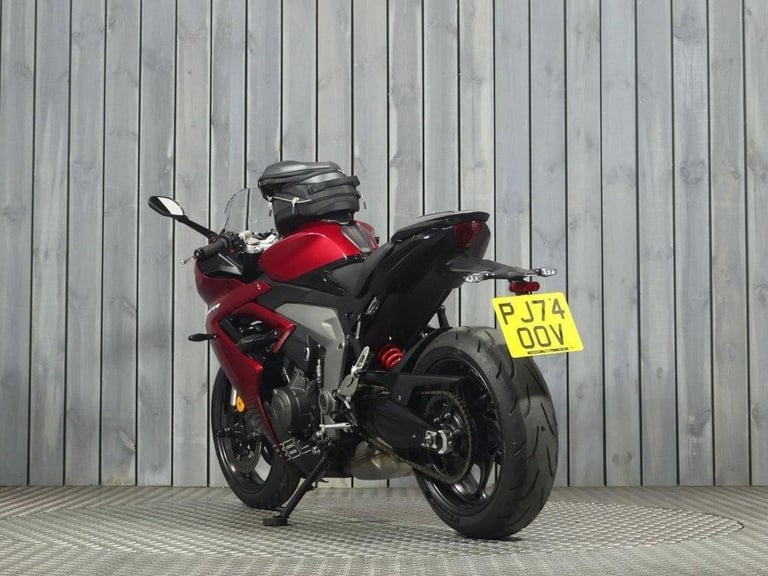 2024 74 TRIUMPH DAYTONA 660