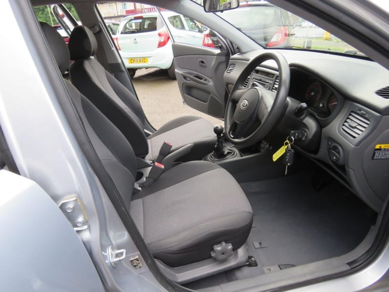 2011 Kia Rio 1.4 2 IPD 5dr HATCHBACK Petrol Manual