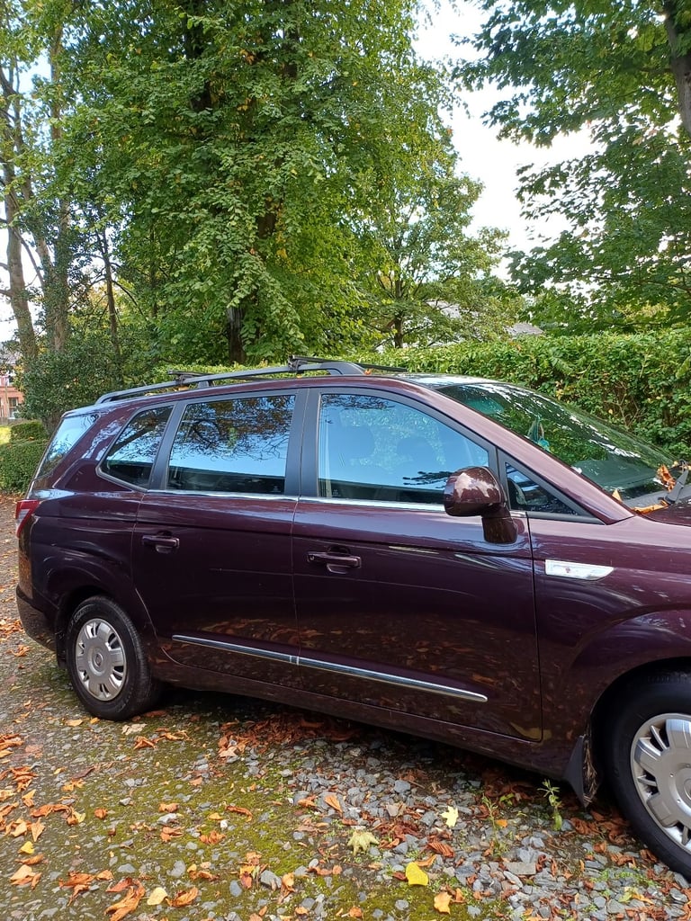 Ssangyong, TURISMO, MPV, 2017, Manual, 2157 (cc), 5 doors