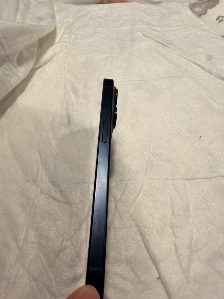 iPhone 15 Pro 256gb + Case Torras 