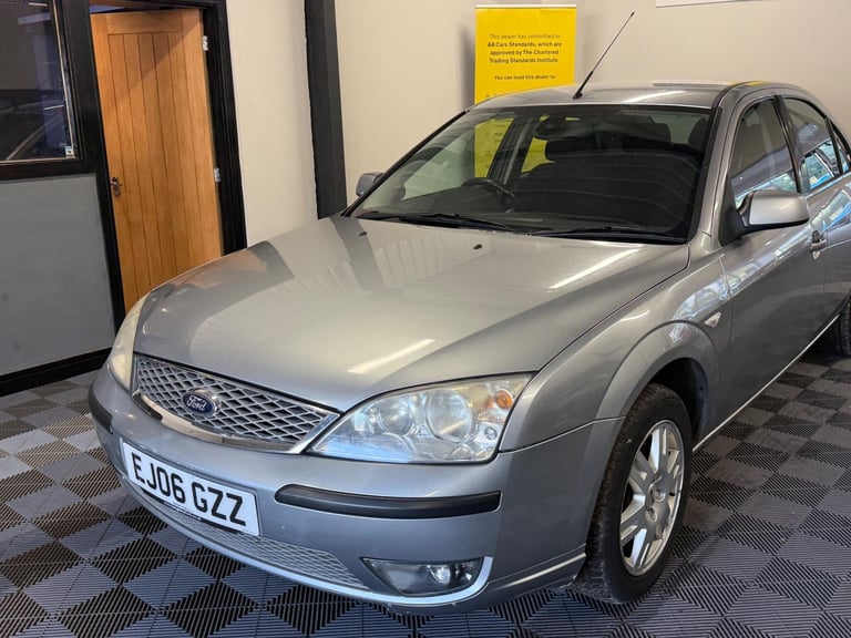 2006 Ford Mondeo 2.0 Ghia 5dr HATCHBACK Petrol Manual