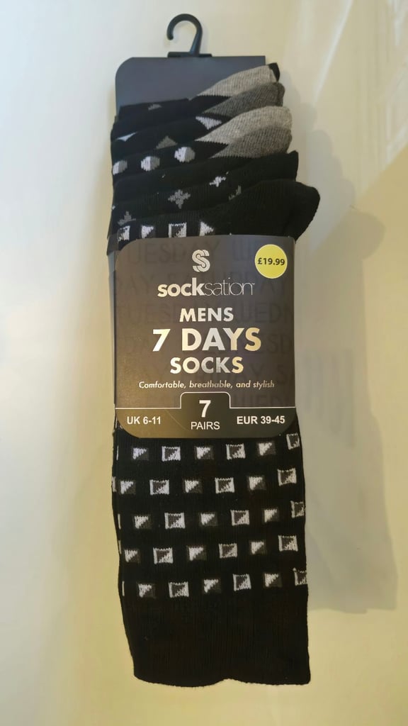image for 7 Pairs of Mens Socksation Bkack Socks .Size UK: 6-11 RRP: £19.99