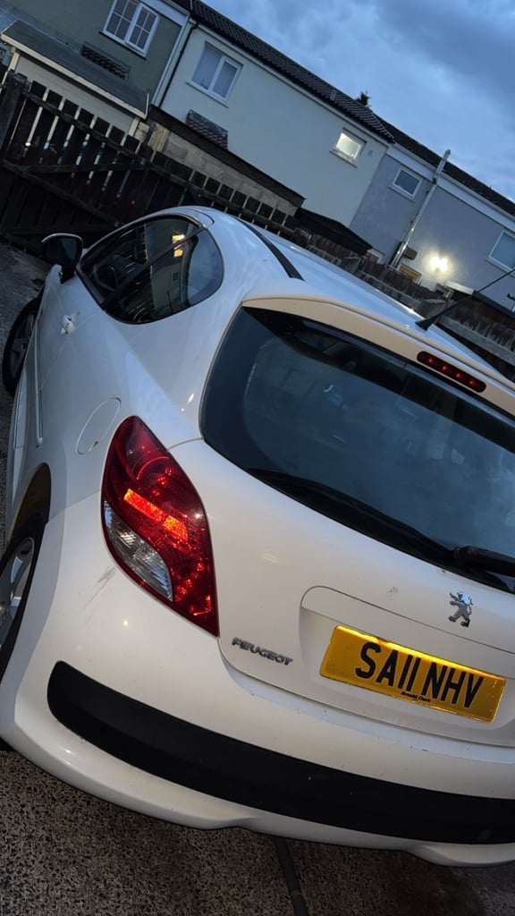 Peugeot, 207, Hatchback, 2011, Manual, 1360 (cc), 3 doors