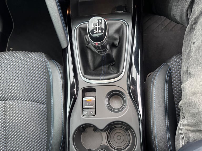 2020 Renault Kadjar S EDITION TCE Hatchback Petrol Manual