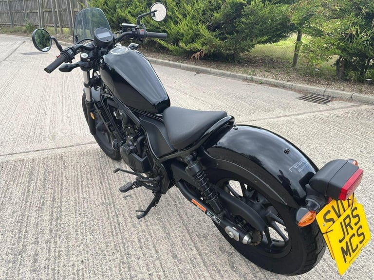 2017 17 HONDA CMX 500 A-X REBEL CMX500 CRUISER BOBBER 4k MILES ONLY NEW MOT