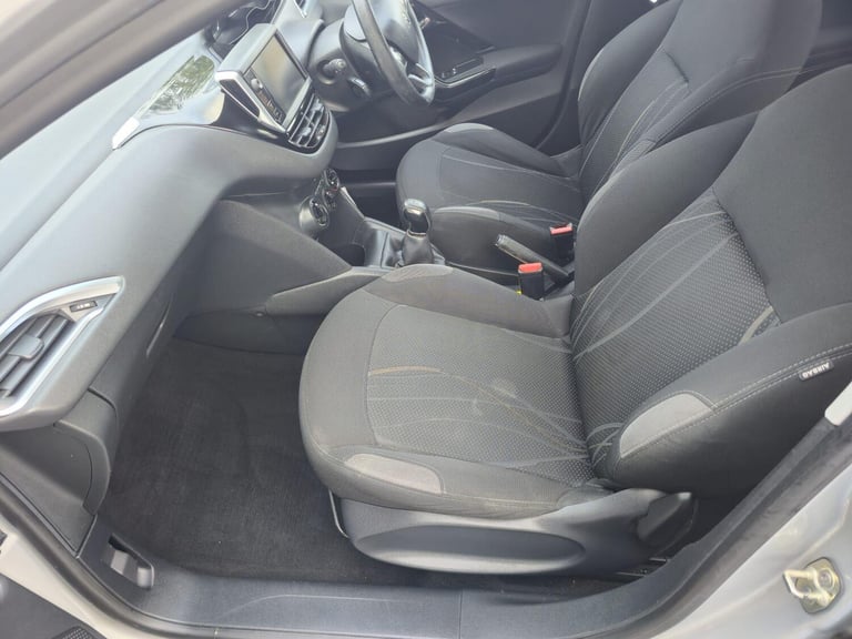 2013 Peugeot 208 1.2 VTi Active 5dr HATCHBACK PETROL Manual