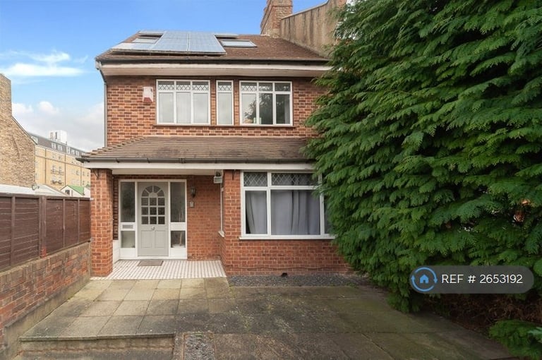 1 bedroom in Park Hill, London, SW4 (#2653192)