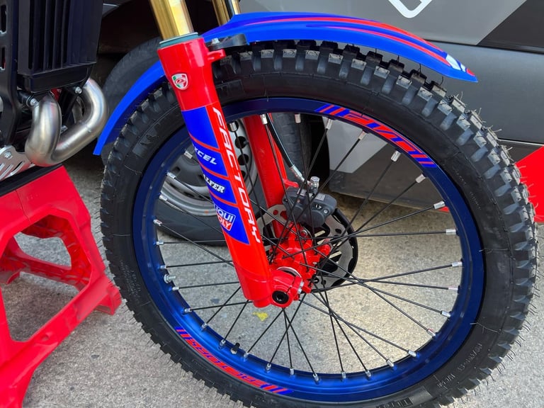 2025 Beta EVO Factory 2T 300cc Trials Bike - Top Spec Off-Road Clubman Expert