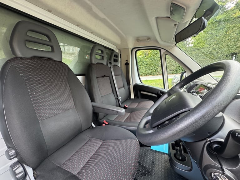 2021 Peugeot Boxer 2.2 BlueHDi 335 Built for Business L4 Euro 6 Luton Van Luton Diesel Manual