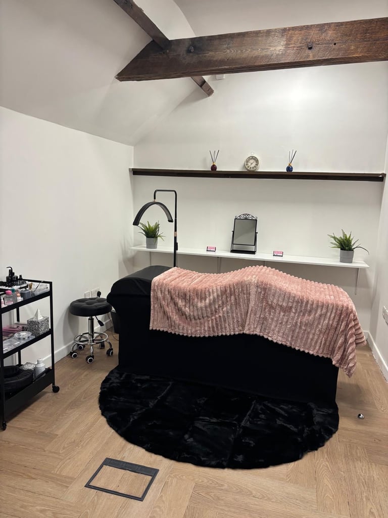 Beauty Space to rent 