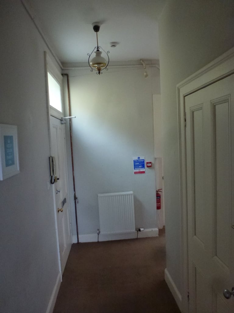 Bellevue / New Town: comfortable 5 bedroom HMO flat