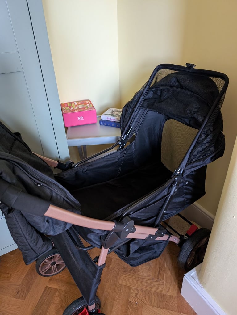 Dog Stroller Like New