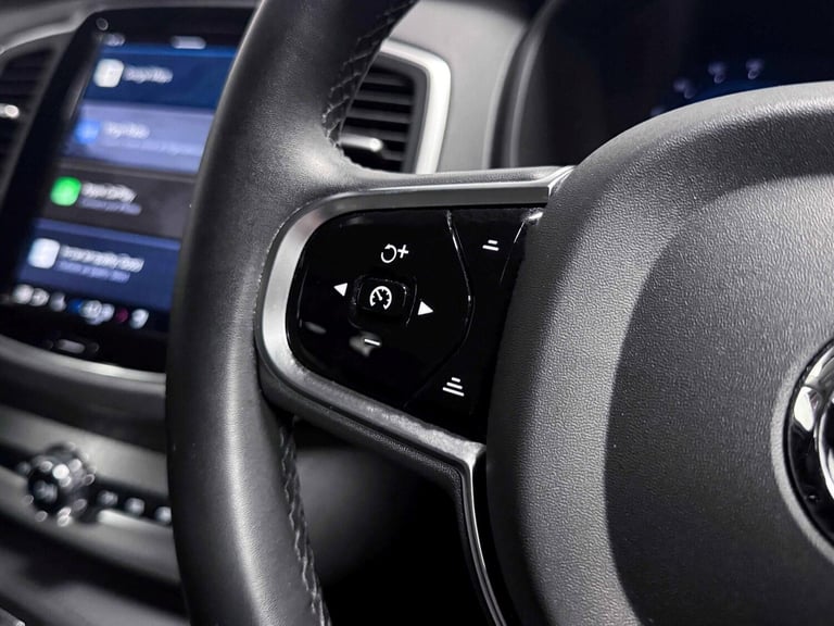 2023 Volvo XC90 Core Bright T8 (455 hp) ESTATE Petrol/Electric Hybrid Automatic