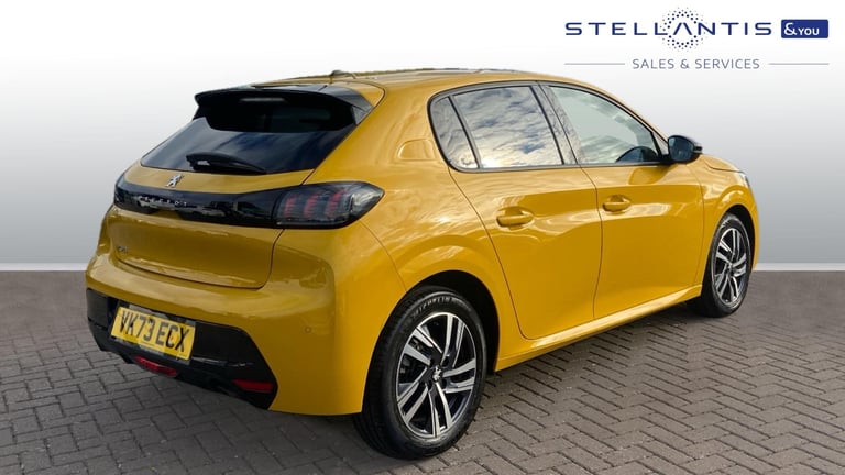 2023 Peugeot 208 1.2 PureTech Allure Premium + Hatchback 5dr Petrol Manual Euro 6 (s/s) (100 Hatc...
