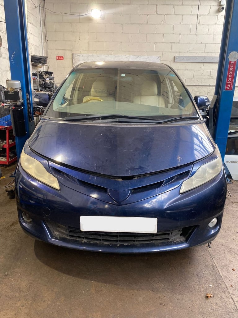 2008 Toyota Estima 2.4 Petrol – Automatic (CVT) – Blue – 7/8 Seater MPV